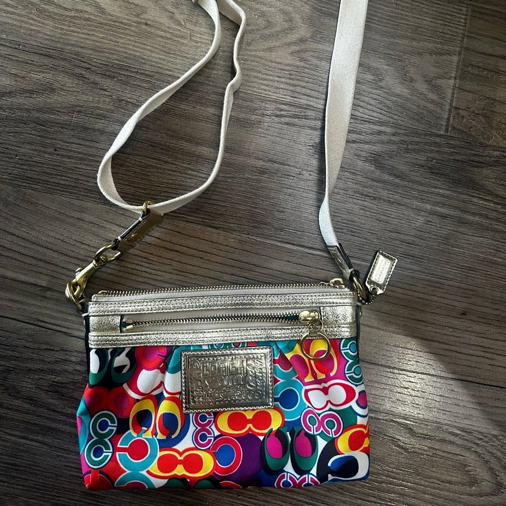 Coach Gold Crossbody Bag with Modern Design